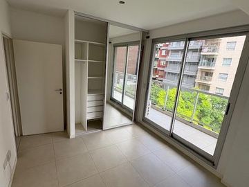 Divino 3 Amb Fte Gr Balcon corr Todo Fte Coc Lav Ind 3 Añ Blvd Mendoza, sbte AP Prof