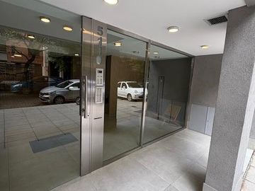 Divino 3 Amb Fte Gr Balcon corr Todo Fte Coc Lav Ind 3 Añ Blvd Mendoza, sbte AP Prof