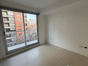 Divino 3 Amb Fte Gr Balcon corr Todo Fte Coc Lav Ind 3 Añ Blvd Mendoza, sbte AP Prof
