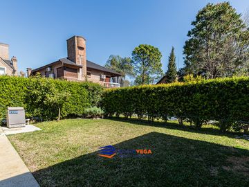 Casa en venta en Country Banco Provincia 100