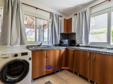 Casa en venta en Country Banco Provincia 100