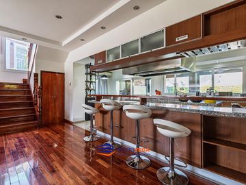 Casa en venta en Country Banco Provincia 100