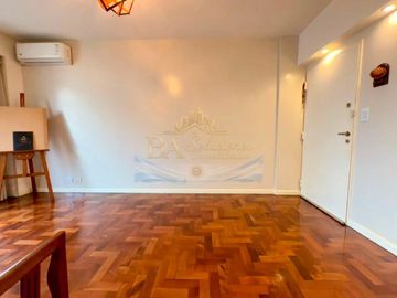Venta Departamento 3 ambientes con Balcon al frente, Lavadero y Toilette en Recoleta