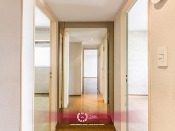 Venta departamento 4 ambientes   dependencia 110M² balcón al frente en Flores cochera fija cubierta