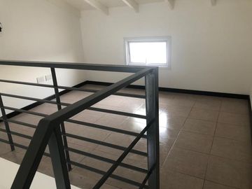 Departamento loft 3 amb con cochera en venta en Castelar N