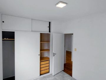 Divino 3 Ambientes al frente - Balcón - Lavadero - Piso Alto - Cochera - Amenities - Seguridad 24hs