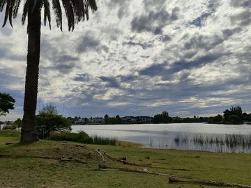 LOTE EXCLUSIVO AL AGUA EN LA ISLA – NORDELTA