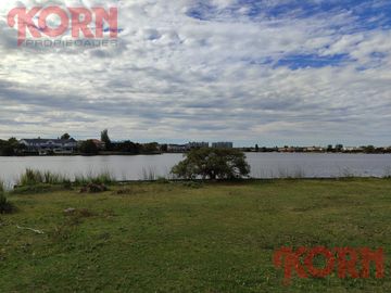 LOTE EXCLUSIVO AL AGUA EN LA ISLA – NORDELTA