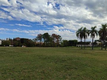 LOTE EXCLUSIVO AL AGUA EN LA ISLA – NORDELTA