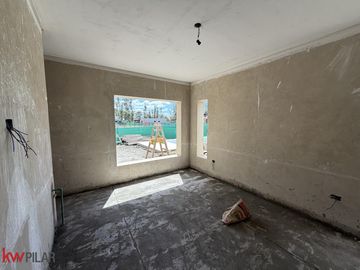 Casa en Venta 4 ambientes en Santa Sofia, Pilar Del Este