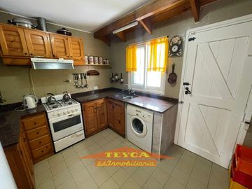 VENTA, Casa DE 5 AMBIENTES. ZONA Lasalle, Pinamar