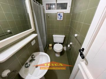 VENTA, Casa DE 5 AMBIENTES. ZONA Lasalle, Pinamar
