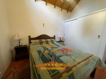 VENTA, Casa DE 5 AMBIENTES. ZONA Lasalle, Pinamar