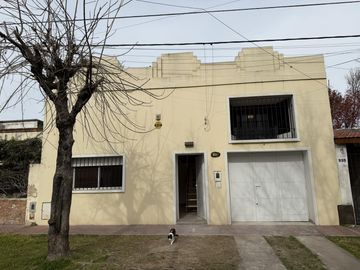 Casa 3 dormitorios en Alberdi