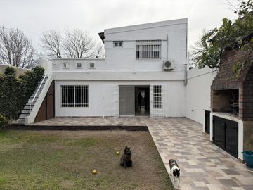 Casa 3 dormitorios en Alberdi