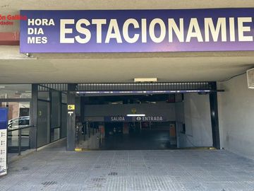 Cochera en entrepiso descubierta con media sombra N 13