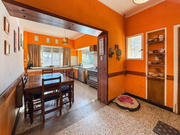 Venta Chalet Historico en La Falda - 6 Dorm y Gran Parque - Escritura