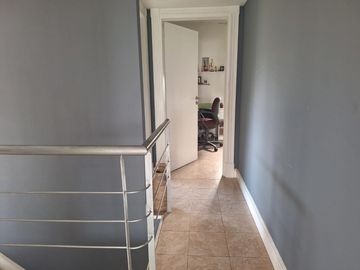 Casa de 5 ambientes a la venta sobre lote central