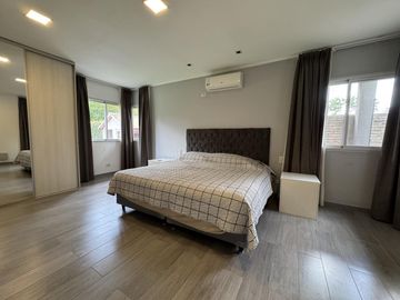 Casa en venta en Oliveros | 3 dormitorios | Pisicina | Quincho
