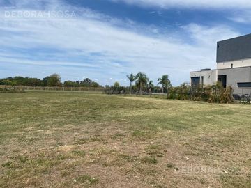 Terreno a la venta en San Sebastián área 13 lote interno
