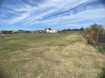 Terreno a la venta en San Sebastián área 13 lote interno