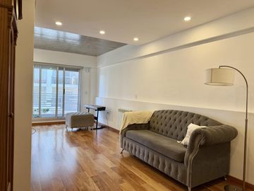 Departamento de 3 dormitorios, 2 cocheras y terraza exclusiva con parrilla