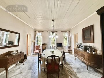CASONA ESTILO INGLES DE CAMPO