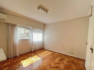 Torre Totalmente reciclado Escritorio 3 dormitorios 2 baños Cochera fija Vigilancia 24hs Belgrano