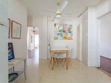 Venta departamento 2 dormitorios   dependencia de servicio Centro