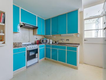 Venta departamento 2 dormitorios   dependencia de servicio Centro