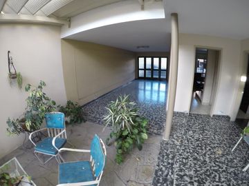 Casa - Zona Centro - Pasaje Falcon 59 - En Venta - 3 dorm. 2 baños