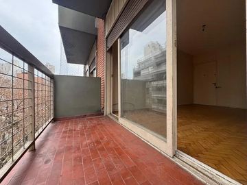 APTO CREDITO | 2 AMBIENTES CON BALCON | FLORES