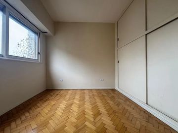 APTO CREDITO | 2 AMBIENTES CON BALCON | FLORES