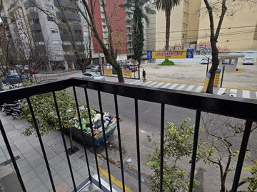 RESERVADO Departamento 1 ambiente con balcón a la calle en zona Plaza Colón - Mar del Plata