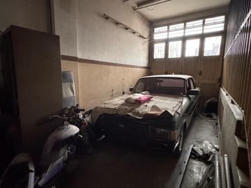 Nave Industrial - ex fábrica de costura con montacargas Caseros