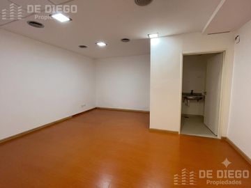 Oficinas de 62 m2 en Florida Oeste, Próximo a Panamericana - Cercana a Capital