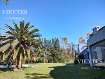 Casa en venta en Barrio Privado Colonia de Chacras