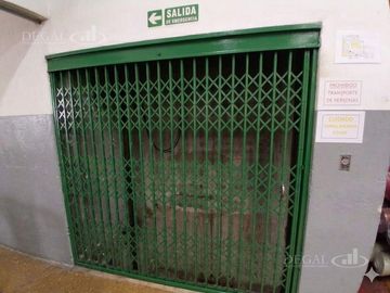 Depósito en Caseros