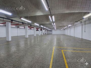 Depósito en Caseros