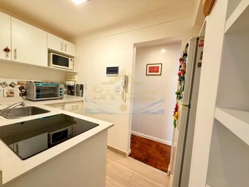 Venta Departamento 3 ambientes con Balcon al frente, Lavadero y Toilette en Palermo