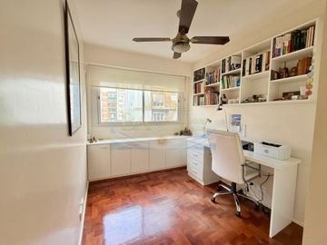 Venta Departamento 3 ambientes con Balcon al frente, Lavadero y Toilette en Palermo