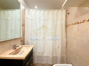 Venta Departamento 3 ambientes con Balcon al frente, Lavadero y Toilette en Palermo