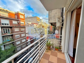 Venta Departamento 3 ambientes con Balcon al frente, Lavadero y Toilette en Palermo