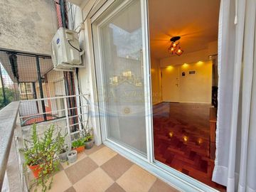 Venta Departamento 3 ambientes con Balcon al frente, Lavadero y Toilette en Palermo