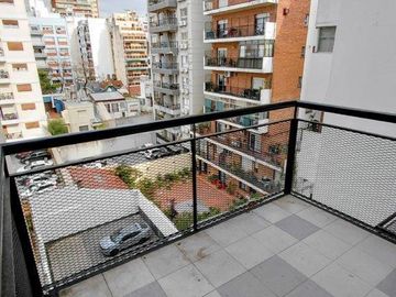 BAJAS EXPENSAS - Divino 2 Ambientes con Balcón - Apto Profesional - Inmejorable Ubicación