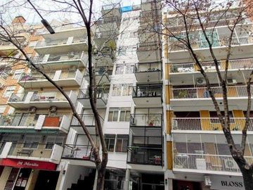 BAJAS EXPENSAS - Divino 2 Ambientes con Balcón - Apto Profesional - Inmejorable Ubicación