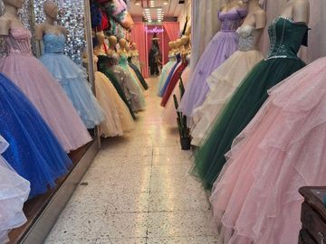 Local en Avenida Corrientes metros de Pueyrredon al 2700, En dos plantas, Expensas Bajas, Foco Once