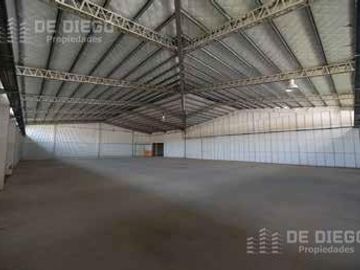 Nave Industrial 1200 m2 en alquiler en Canning Industrial Parque Privado
