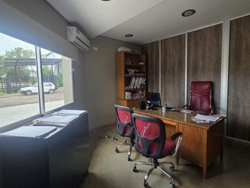 Nave industrial 1600 m2 en Alquiler en Parque Industrial Hudson