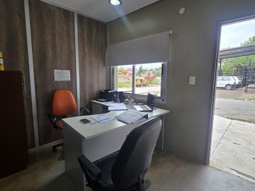 Nave industrial 1600 m2 en Alquiler en Parque Industrial Hudson